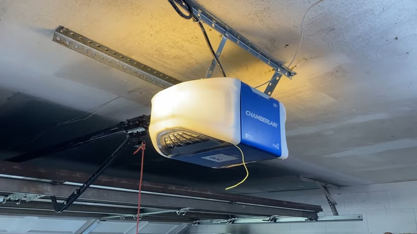 How to Connect Remotes to Chamberlain Garage Door Opener