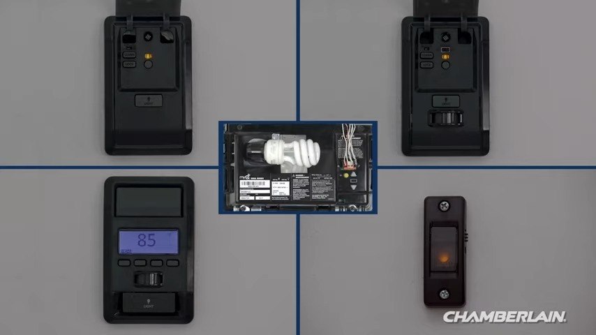 How to Program Chamberlains Universal Remote Control Model KLIK3U to a Garage Door Opener 1